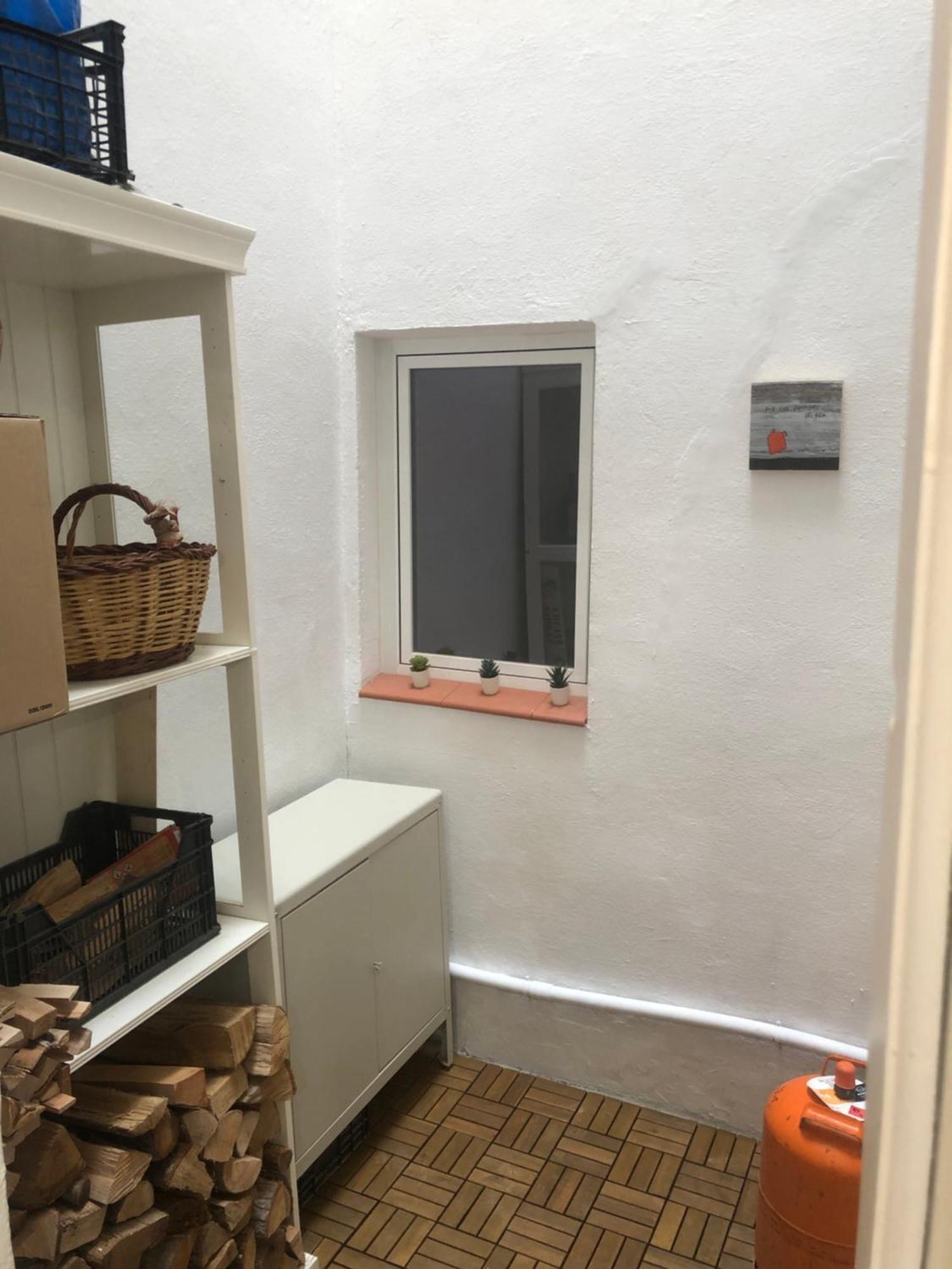 Maison Biscuit. Apartament A La Placa De La Vila Кампродон Екстериор снимка